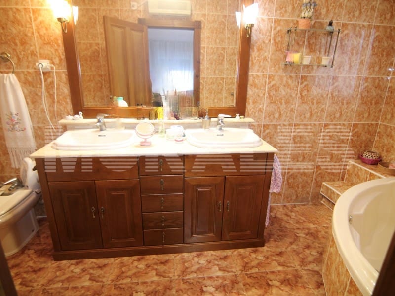 4 makuuhuone Huvila myytävänä paikassa Puerto de Mazarron mukana 
autotalli - 359 900 € (Ref: 9440630)