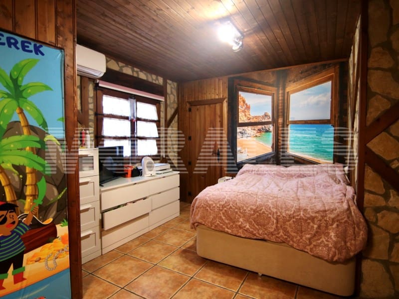 4 makuuhuone Huvila myytävänä paikassa Puerto de Mazarron mukana 
autotalli - 359 900 € (Ref: 9440630)