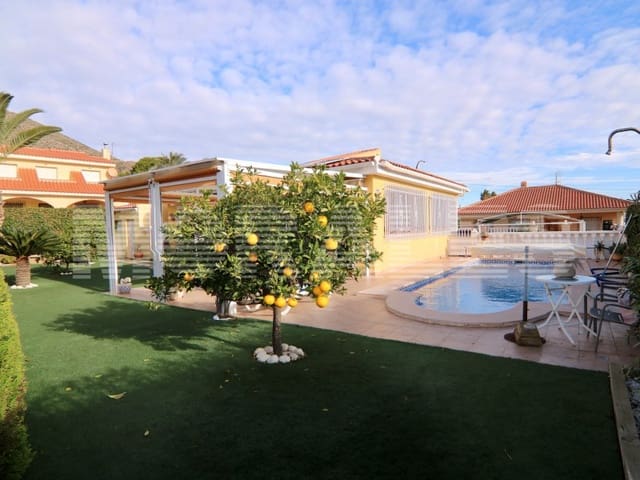 3 bedroom Villa for sale in Bolnuevo, Mazarrón - € 380,000 (Ref: 9499497)
