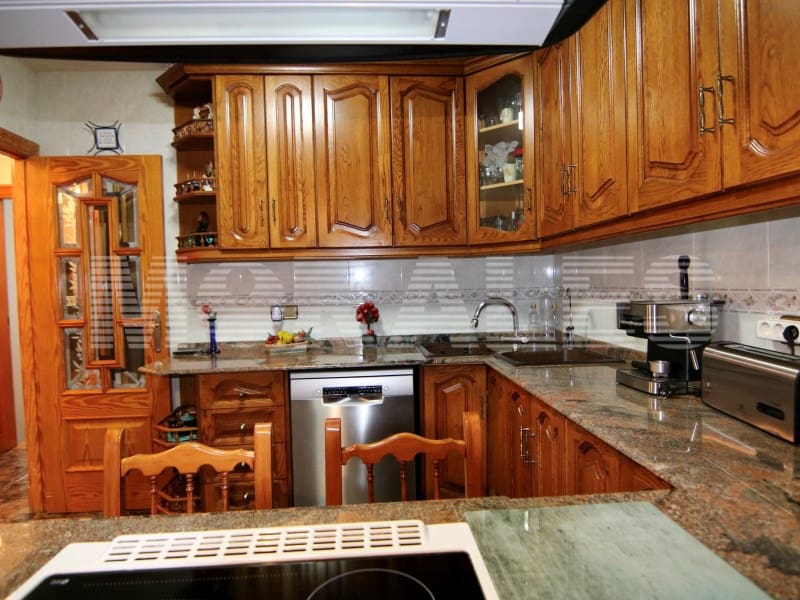 4 bedroom Apartment for sale in Mazarron with garage - € 239,000 (Ref: 9509411)