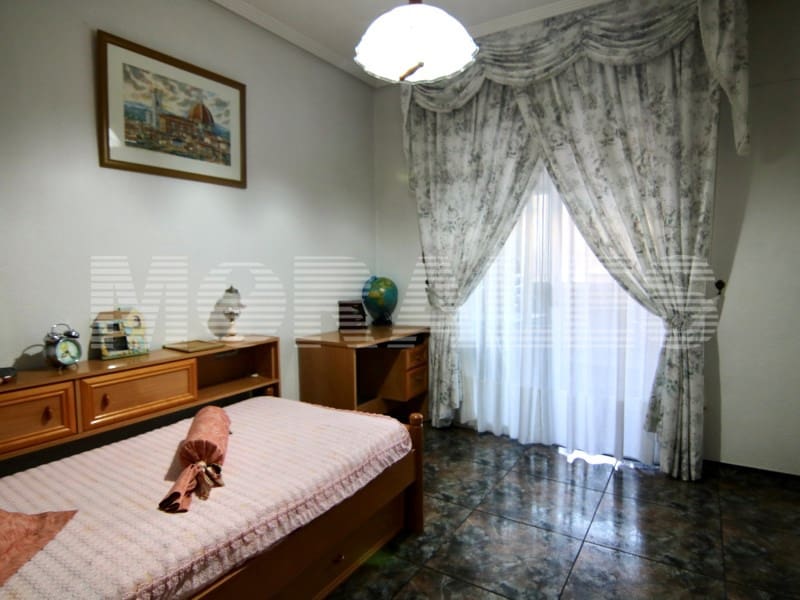 4 bedroom Apartment for sale in Mazarron with garage - € 239,000 (Ref: 9509411)