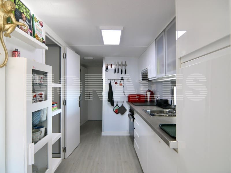 3 bedroom Villa for sale in Isla Plana with garage - € 250,000 (Ref: 9604900)