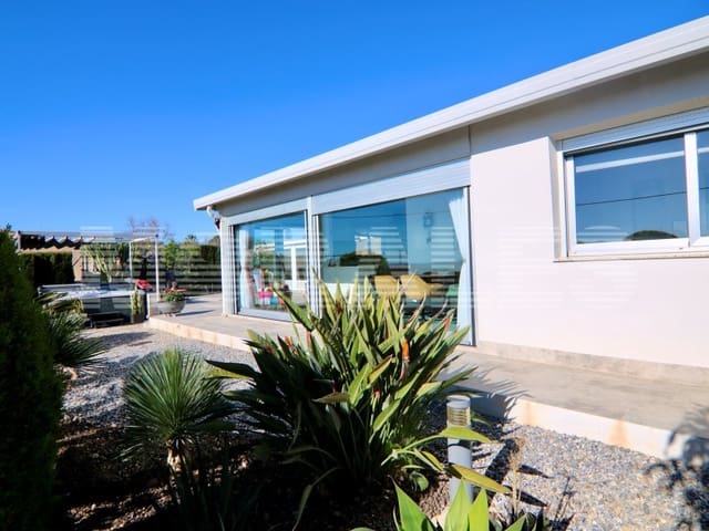 3 makuuhuone Huvila myytävänä paikassa Isla Plana, Cartagena mukana 
autotalli - 250 000 € (Ref: 9604900)