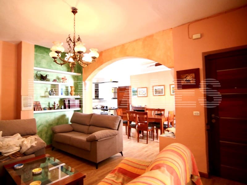 3 slaapkamer Appartement te koop in Puerto de Mazarron met garage - € 200.000 (Ref: 9799142)