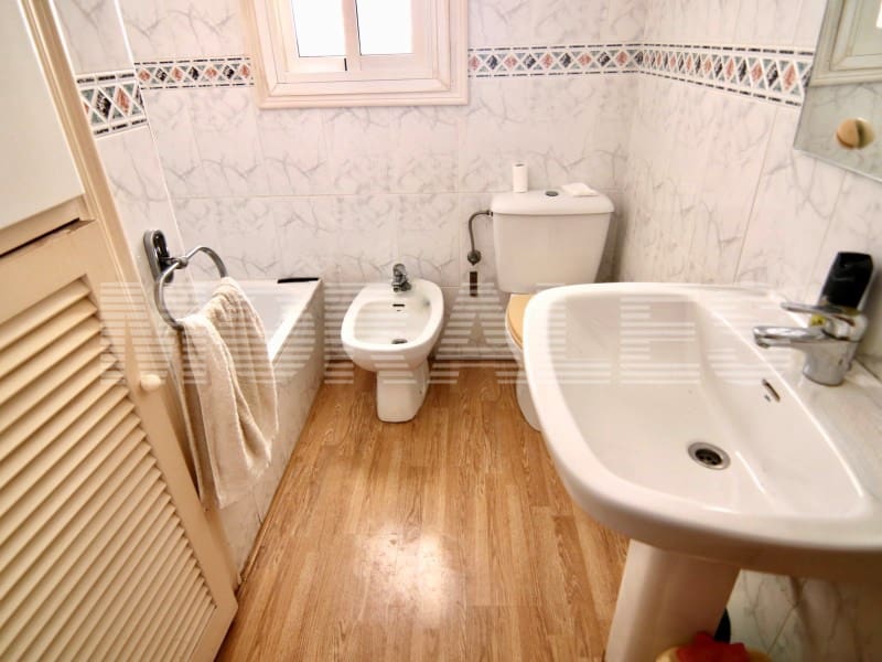 3 slaapkamer Appartement te koop in Puerto de Mazarron met garage - € 200.000 (Ref: 9799142)