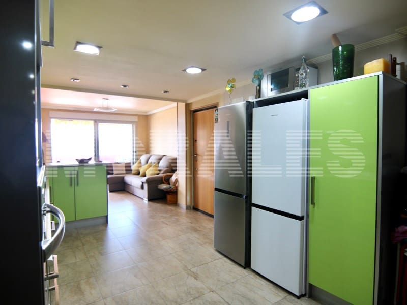 4 bedroom Flat for sale in Puerto de Mazarron - € 350,000 (Ref: 9826607)