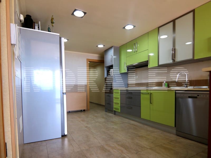 4 bedroom Flat for sale in Puerto de Mazarron - € 350,000 (Ref: 9826607)