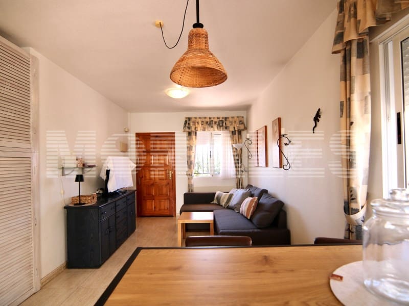 2 makuuhuone Huvila myytävänä paikassa Alamillo - 229 900 € (Ref: 9959470)