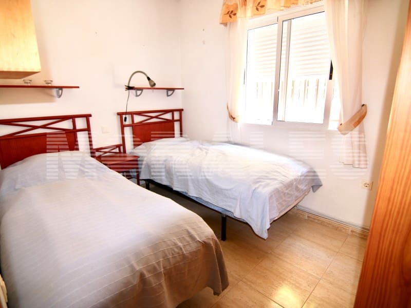 2 makuuhuone Huvila myytävänä paikassa Alamillo - 229 900 € (Ref: 9959470)