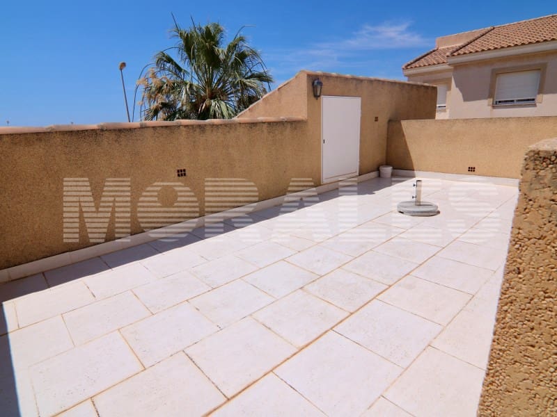2 makuuhuone Huvila myytävänä paikassa Alamillo - 229 900 € (Ref: 9959470)
