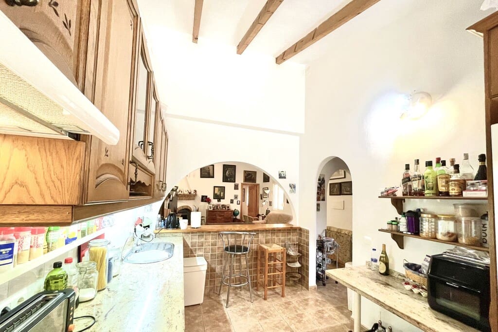 3 slaapkamer Finca/Landhuis te koop in Almachar met zwembad garage - € 449.000 (Ref: 10030185)