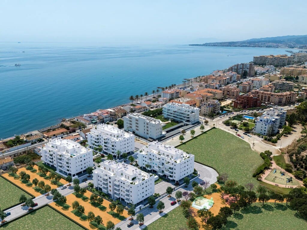 Ático de 3 habitaciones en Algarrobo en venta con piscina garaje - 515.000 € (Ref: 10146412)