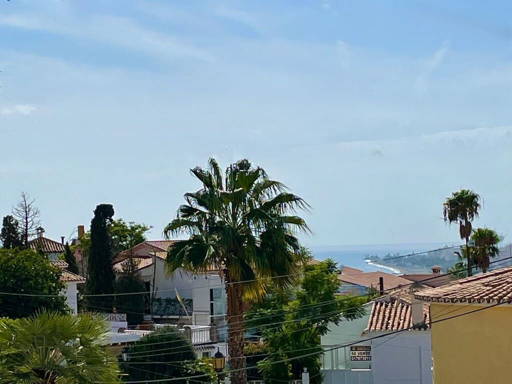 3 slaapkamer Villa te koop in Caleta de Velez met zwembad garage - € 570.000 (Ref: 10150312)