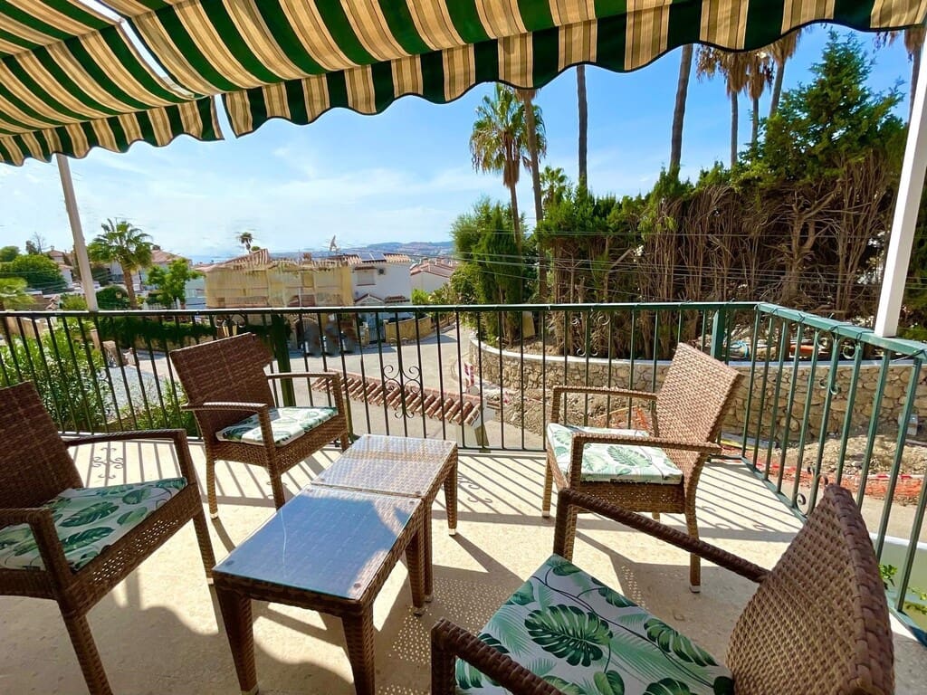 3 slaapkamer Villa te koop in Caleta de Velez met zwembad garage - € 570.000 (Ref: 10150312)