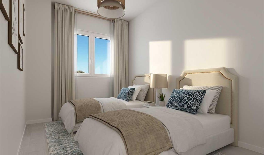 Apartamento de 2 habitaciones en Caleta de Vélez en venta con piscina garaje - 259.400 € (Ref: 8103691)