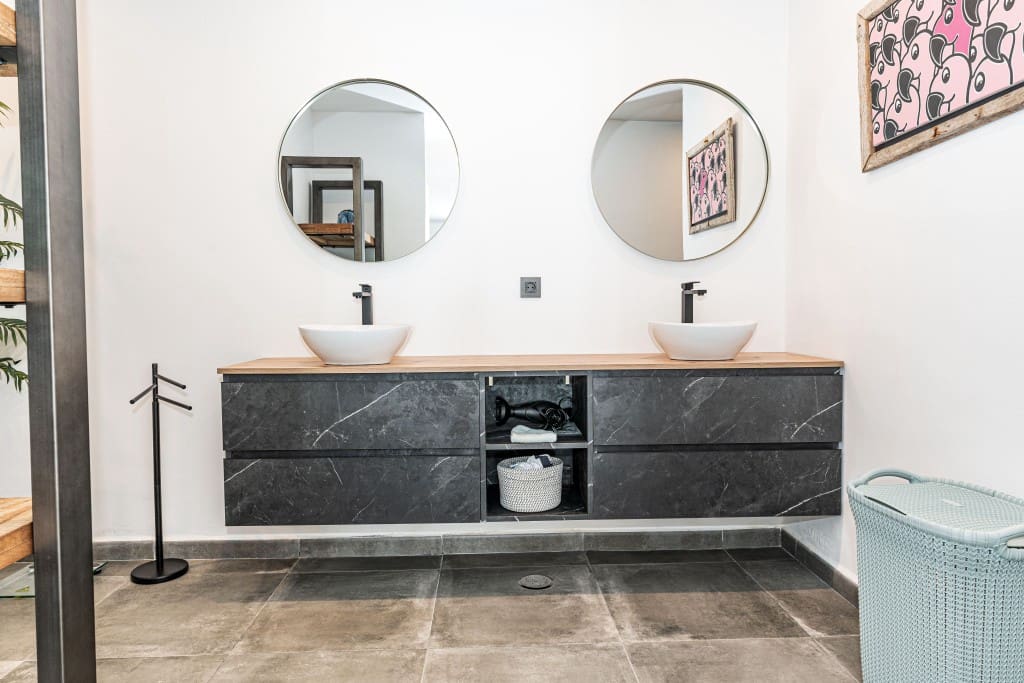 3 slaapkamer Villa te koop in Velez-Malaga met zwembad - € 1.225.000 (Ref: 8554032)