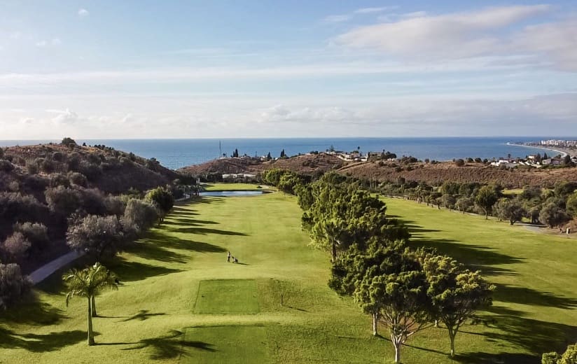 3 bedroom Penthouse for sale in Caleta de Velez with pool garage - € 400,000 (Ref: 8608069)