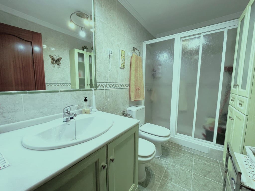 2 soveværelse Lejlighed til salg i Caleta de Velez - € 275.000 (Ref: 9142743)