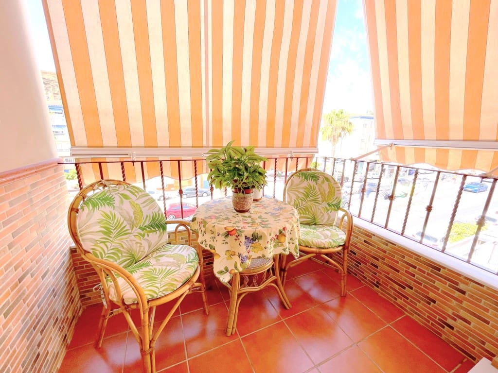 2 soveværelse Lejlighed til salg i Caleta de Velez - € 275.000 (Ref: 9142743)