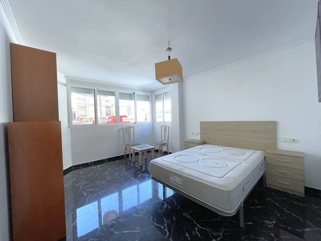 3 slaapkamer Appartement te koop in Caleta de Velez - € 250.000 (Ref: 9254877)