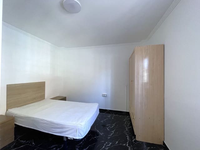 3 slaapkamer Appartement te koop in Caleta de Vélez, Vélez-Málaga - € 250.000 (Ref: 9254877)