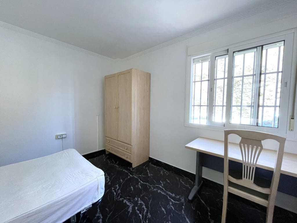 3 slaapkamer Appartement te koop in Caleta de Velez - € 250.000 (Ref: 9254877)