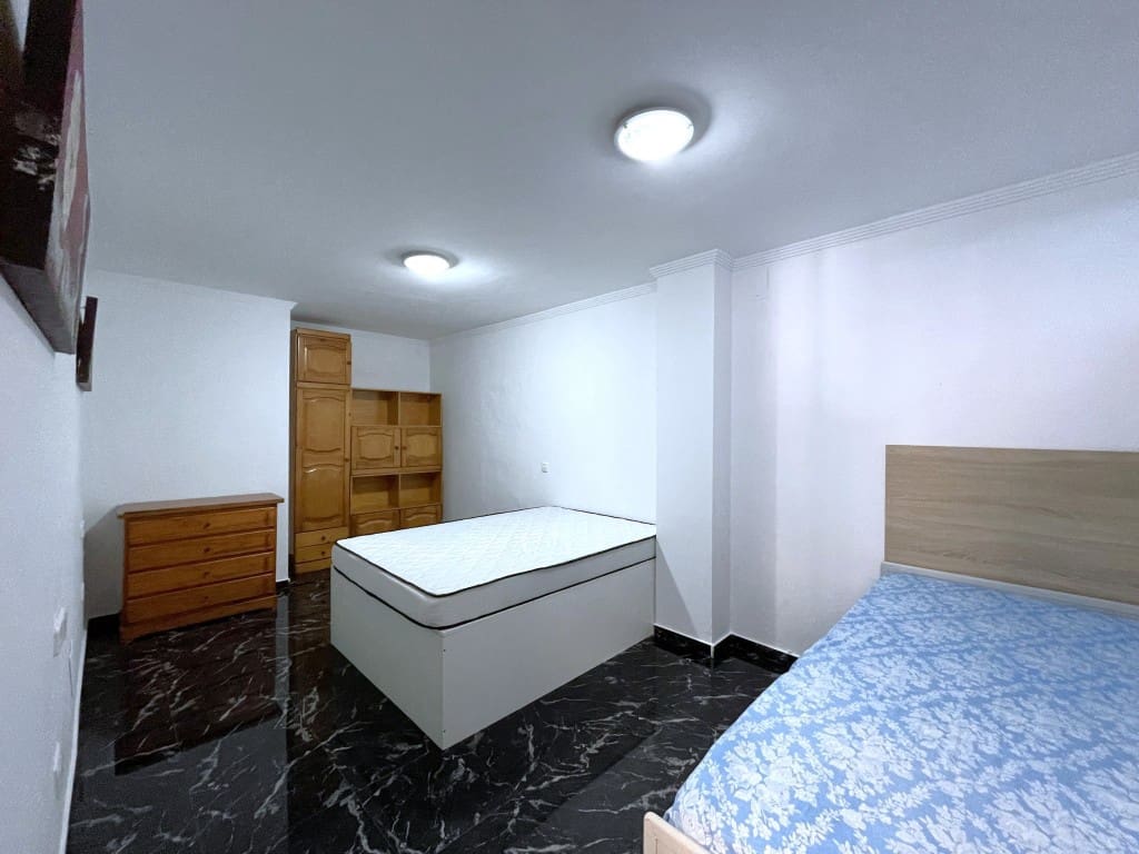 3 slaapkamer Appartement te koop in Caleta de Velez - € 250.000 (Ref: 9254877)