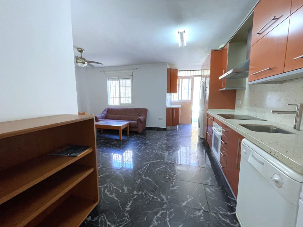 3 slaapkamer Appartement te koop in Caleta de Velez - € 250.000 (Ref: 9254877)