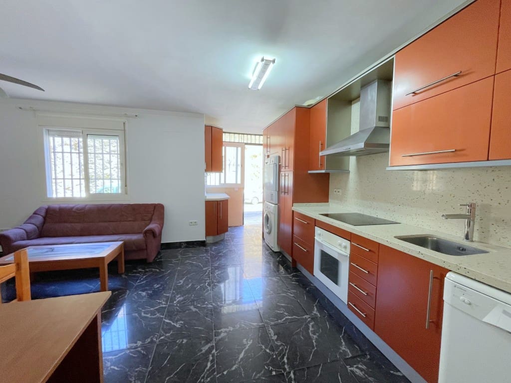 3 slaapkamer Appartement te koop in Caleta de Velez - € 250.000 (Ref: 9254877)