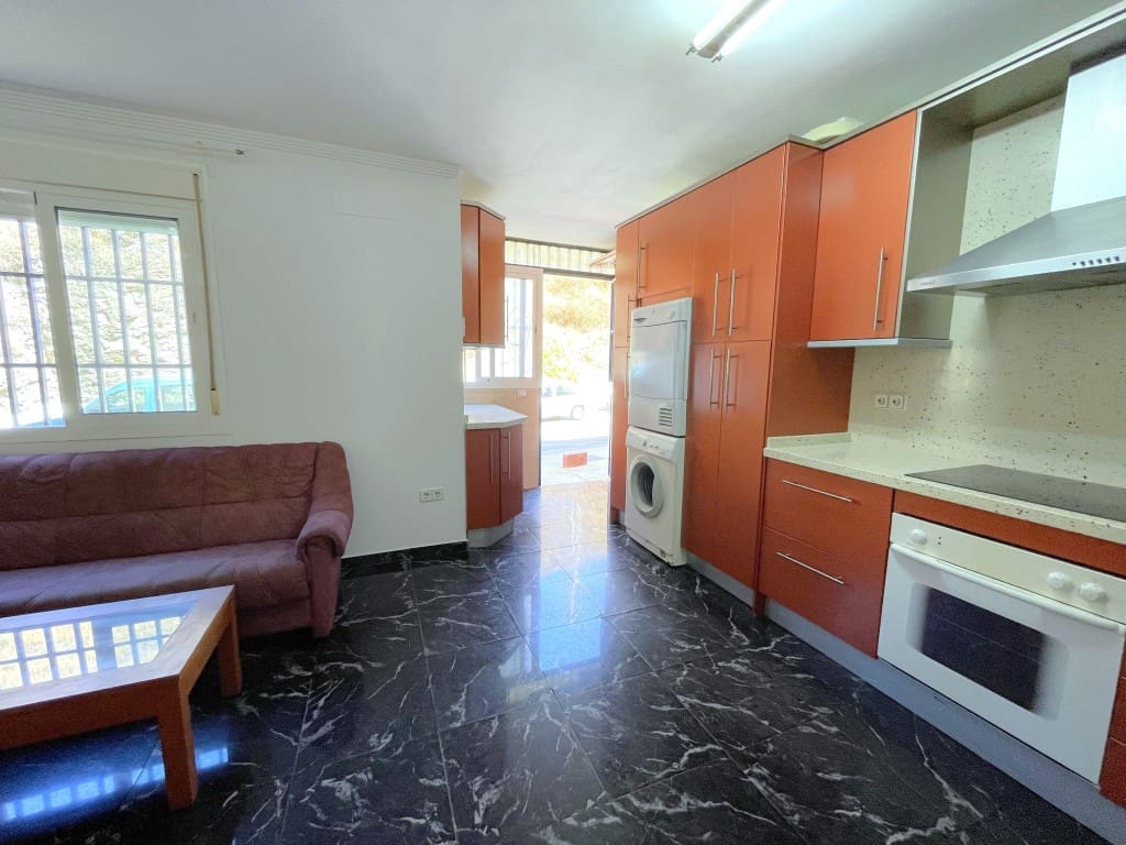 3 slaapkamer Appartement te koop in Caleta de Velez - € 250.000 (Ref: 9254877)