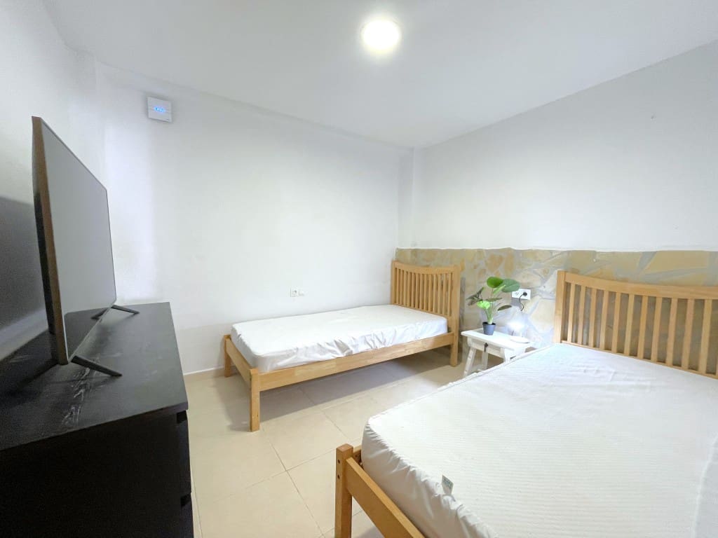 1 chambre Appartement de Plage à vendre à Caleta de Velez - 169 900 € (Ref: 9262441)