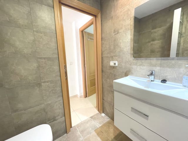 1 chambre Appartement de Plage à vendre à Caleta de Vélez, Vélez-Málaga - 169 900 € (Ref: 9262441)