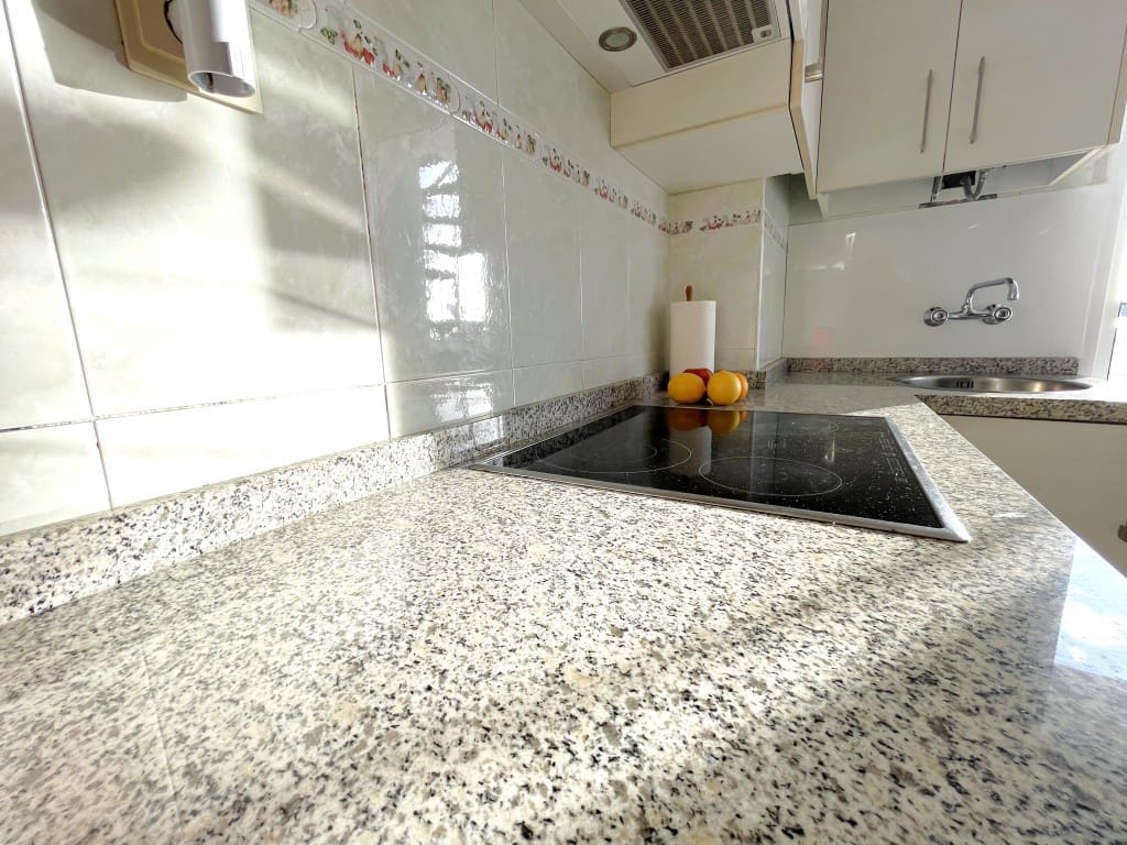 1 chambre Appartement de Plage à vendre à Caleta de Velez - 169 900 € (Ref: 9262441)