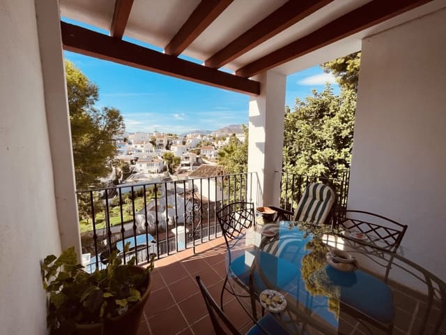 3 bedroom Semi-detached Villa for sale in Nerja with pool garage - € 450,000 (Ref: 9400488)