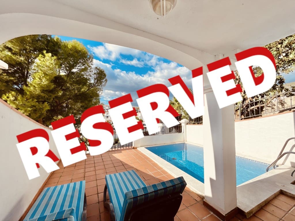 3 bedroom Semi-detached Villa for sale in Nerja with pool garage - € 450,000 (Ref: 9400488)