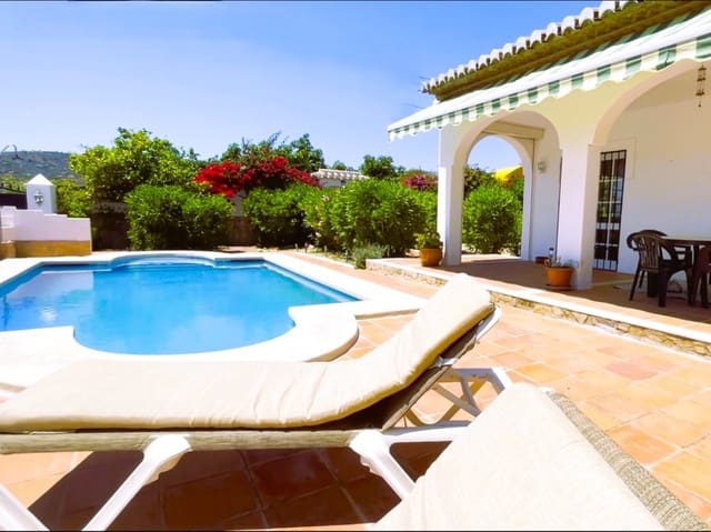 4 soveværelse Villa til salg i Frigiliana med swimmingpool garage - € 750.000 (Ref: 9407919)