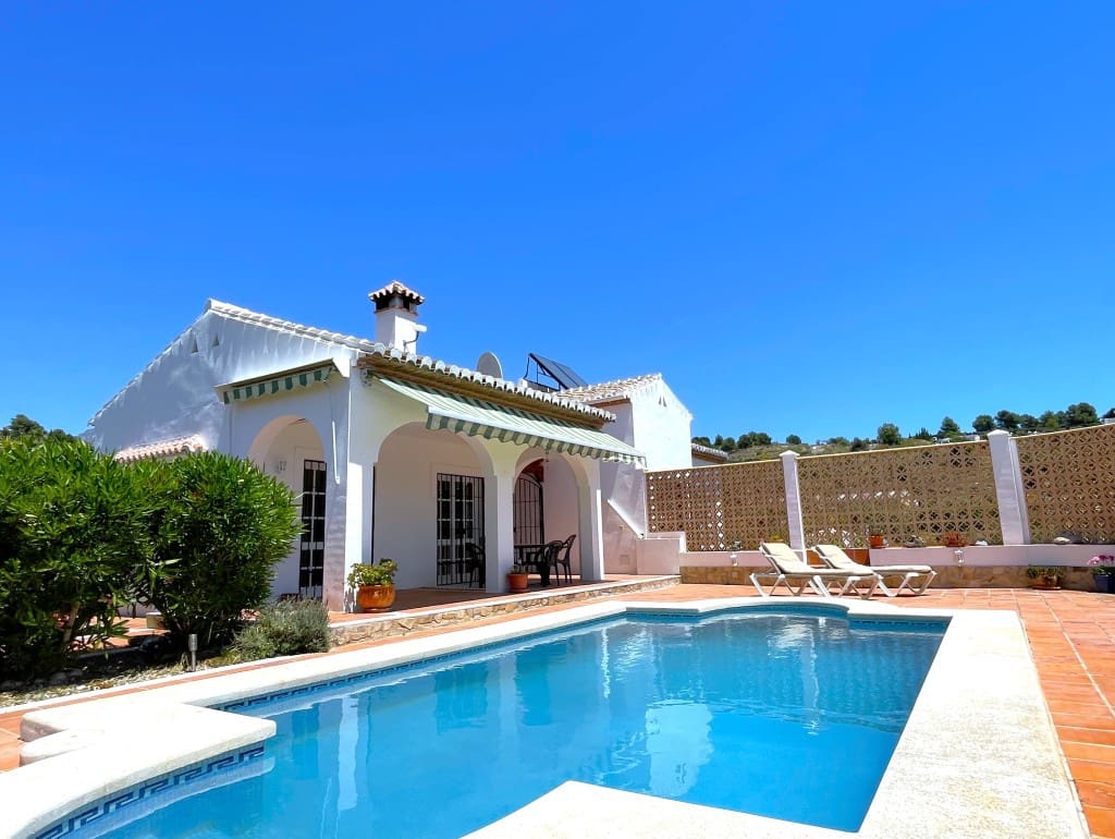 4 soveværelse Villa til salg i Frigiliana med swimmingpool garage - € 750.000 (Ref: 9407919)
