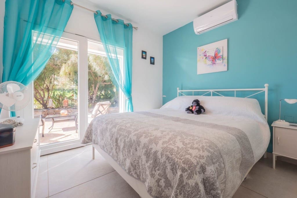 Chalet de 5 habitaciones en Vélez-Málaga en venta con piscina - 730.000 € (Ref: 9651661)