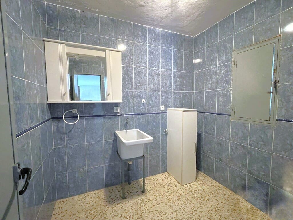 4 bedroom Finca/Country House for sale in Velez-Malaga - € 689,000 (Ref: 9711139)