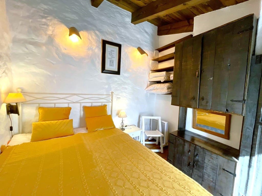 1 bedroom Townhouse for sale in Salares - € 99,000 (Ref: 9743213)