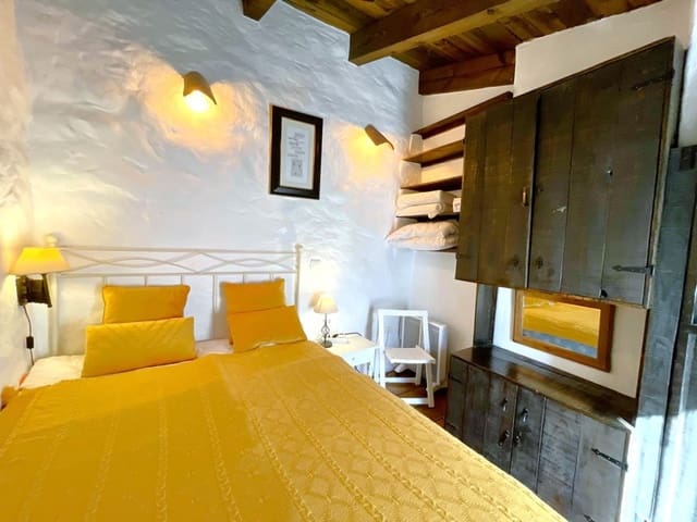 1 bedroom Townhouse for sale in Salares - € 99,000 (Ref: 9743213)