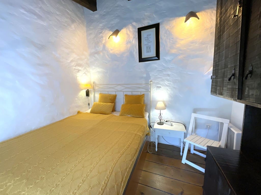 1 bedroom Townhouse for sale in Salares - € 99,000 (Ref: 9743213)