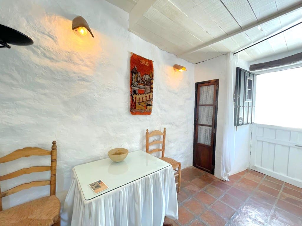 1 bedroom Townhouse for sale in Salares - € 99,000 (Ref: 9743213)
