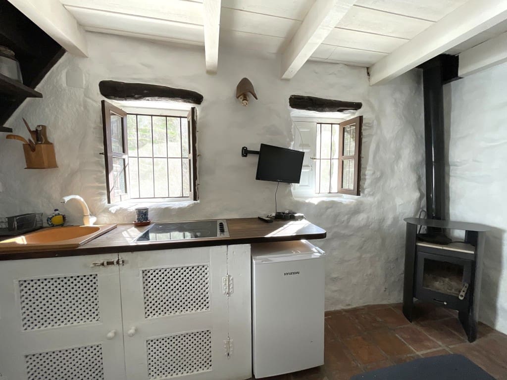 1 bedroom Townhouse for sale in Salares - € 99,000 (Ref: 9743213)