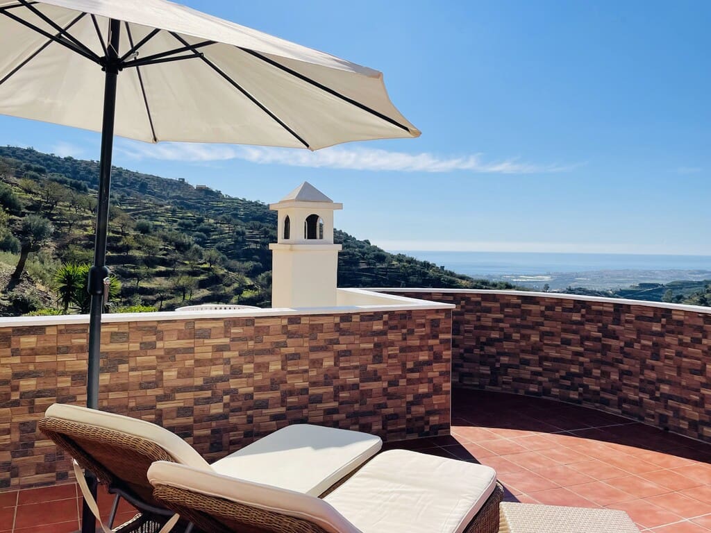 4 camera da letto Villa in vendita in Arenas con piscina garage - 749.999 € (Rif: 9780296)