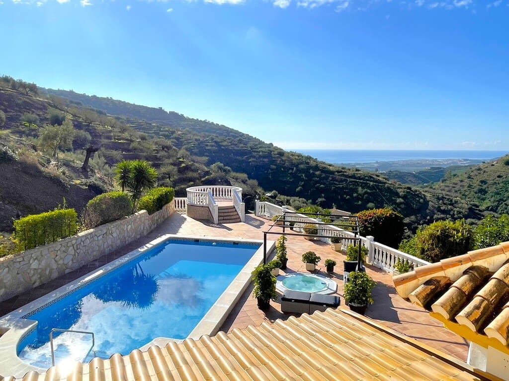 4 camera da letto Villa in vendita in Arenas con piscina garage - 749.999 € (Rif: 9780296)