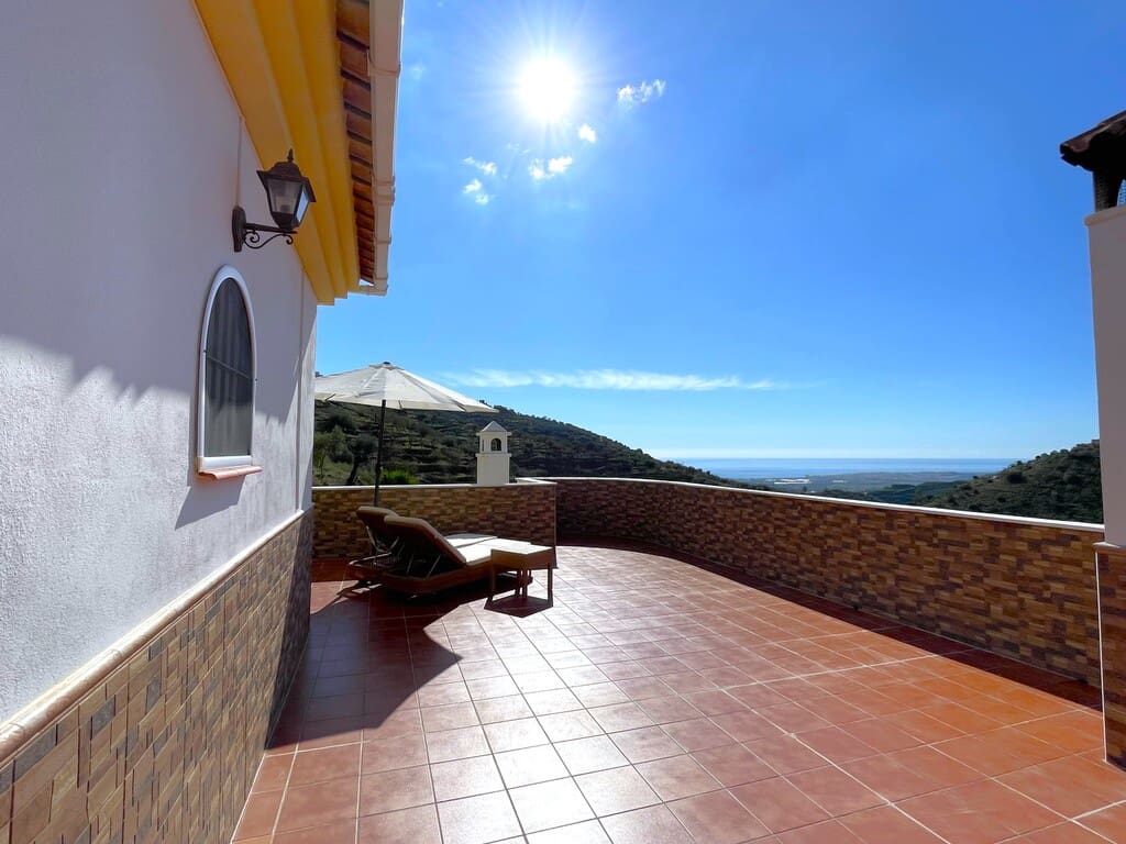 4 camera da letto Villa in vendita in Arenas con piscina garage - 749.999 € (Rif: 9780296)