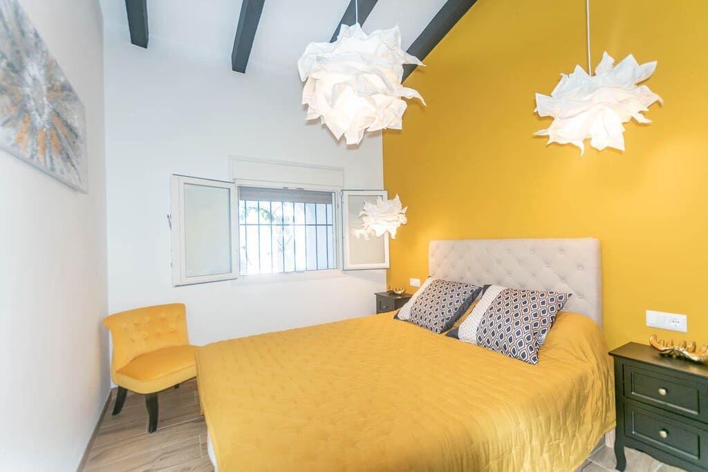 6 chambre Finca/Maison de Campagne à vendre à Torrox avec piscine - 690 000 € (Ref: 9800579)