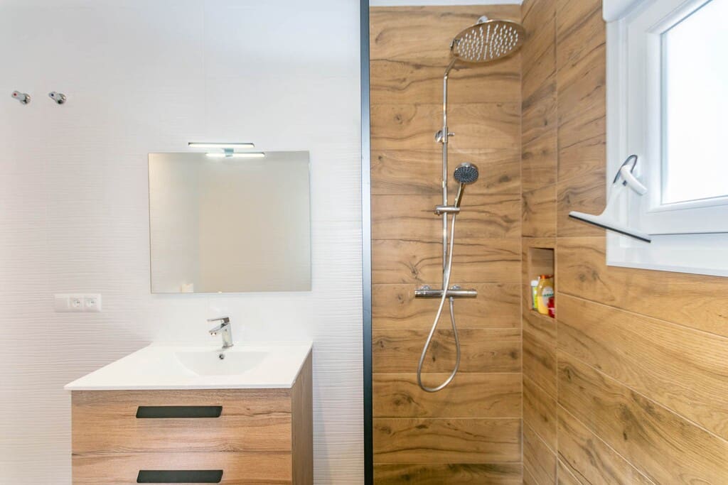 6 chambre Finca/Maison de Campagne à vendre à Torrox avec piscine - 690 000 € (Ref: 9800579)