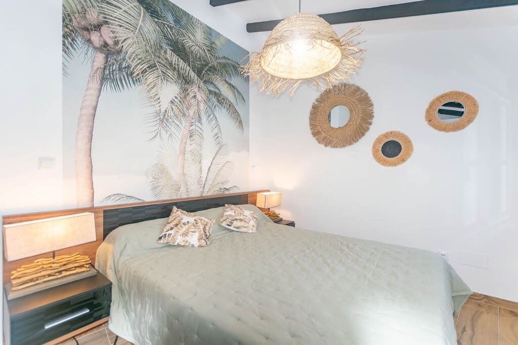 6 chambre Finca/Maison de Campagne à vendre à Torrox avec piscine - 690 000 € (Ref: 9800579)